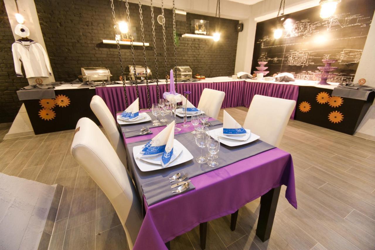 Hotel Malinowski Business Gliwice Esterno foto