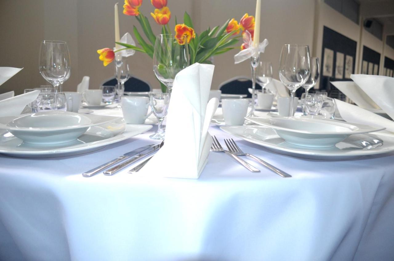 Hotel Malinowski Business Gliwice Esterno foto