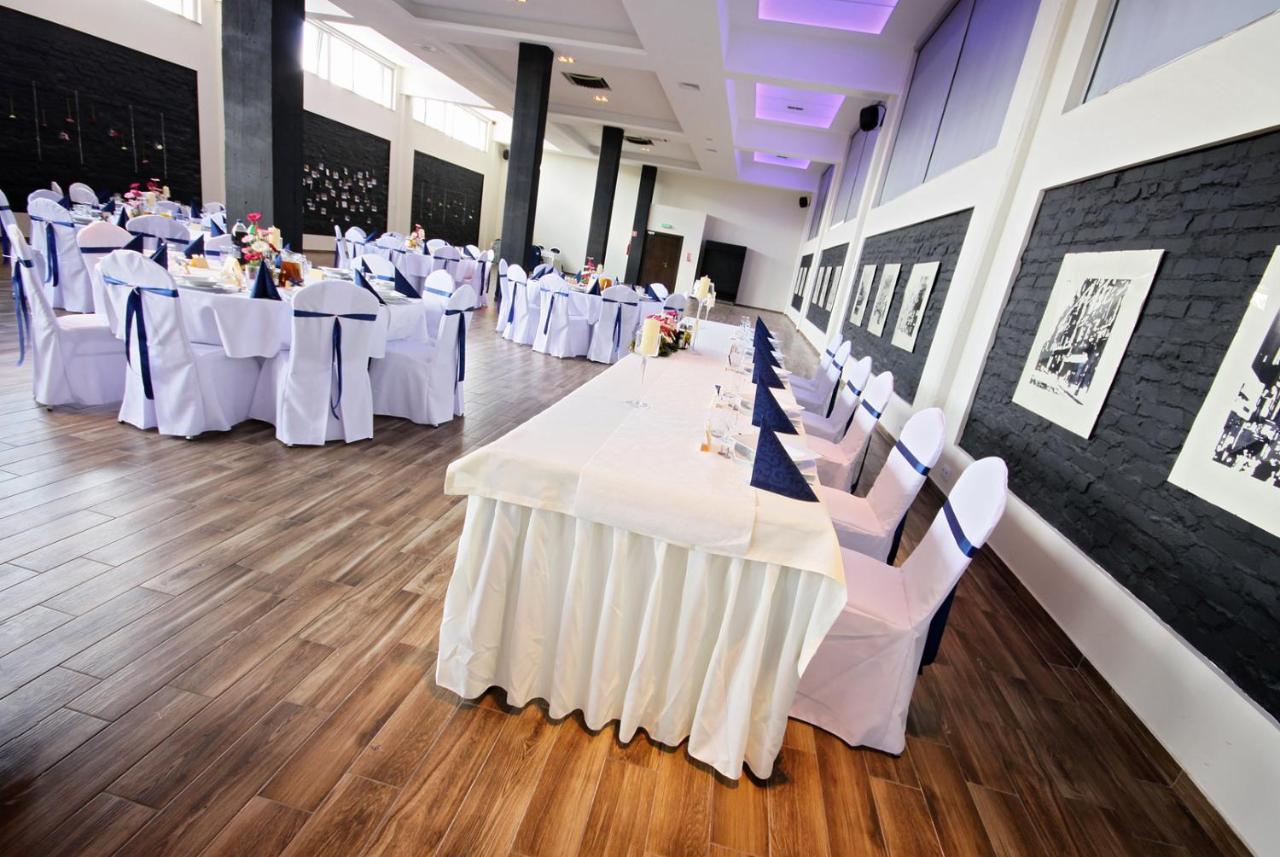 Hotel Malinowski Business Gliwice Esterno foto