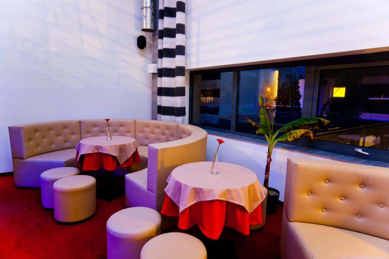 Hotel Malinowski Business Gliwice Esterno foto