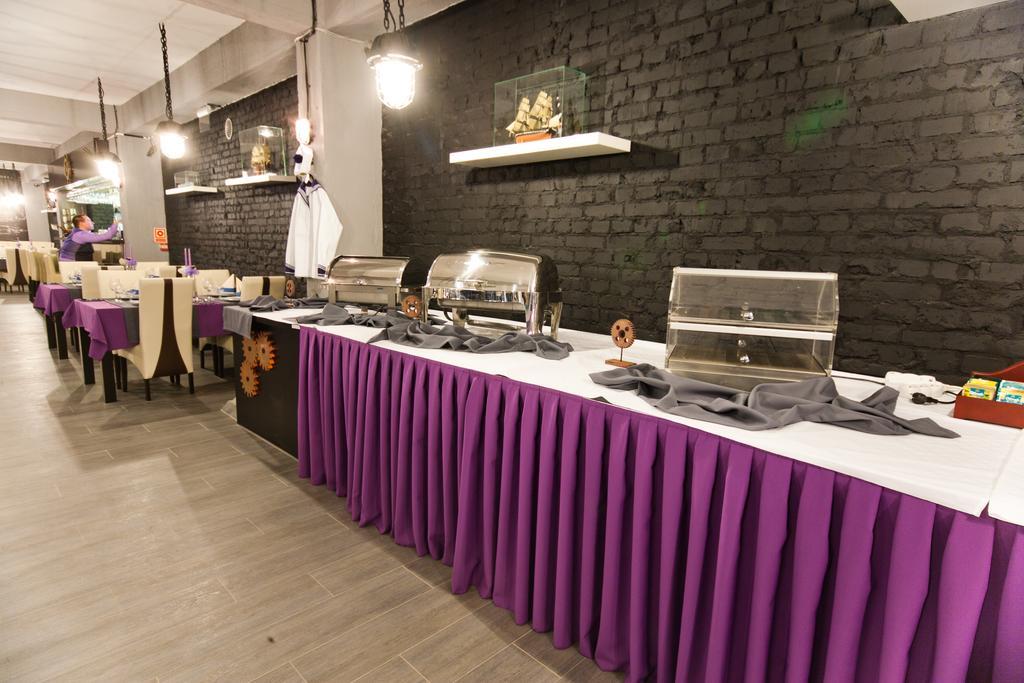 Hotel Malinowski Business Gliwice Esterno foto